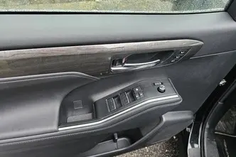 Toyota Highlander, 2.5, 140 kW, hübriid, automaat, nelikvedu