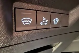 Peugeot 5008, 1.2, 100 kW, hübriid, automaat, esivedu