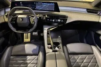 Peugeot 5008, 1.2, 100 kW, hübriid, automaat, esivedu