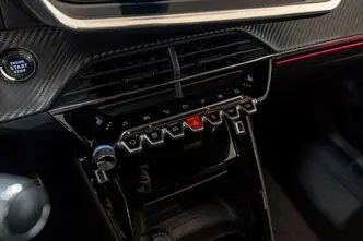 Peugeot 2008, 1.5, 96 kW, diisel, automaat, esivedu