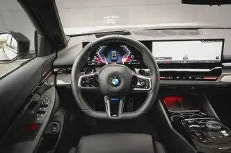 BMW 520, 2.0, 145 kW, гибрид, автомат, полный привод