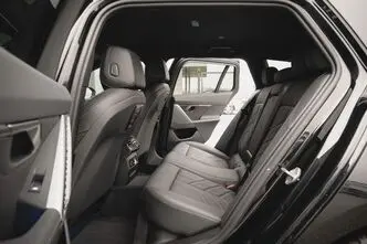 BMW 520, 2.0, 145 kW, гибрид, автомат, полный привод