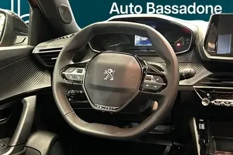 Peugeot 2008, elekter, automaat, esivedu