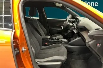 Peugeot 2008, elekter, automaat, esivedu