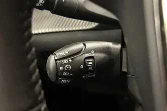 Peugeot 2008, elekter, automaat, esivedu