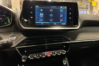 Peugeot 2008, elekter, automaat, esivedu