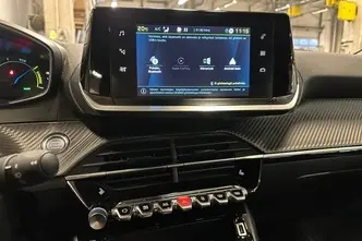 Peugeot 2008, elekter, automaat, esivedu