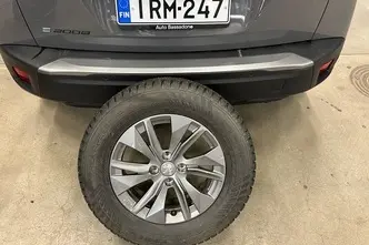 Peugeot 2008, elekter, automaat, esivedu