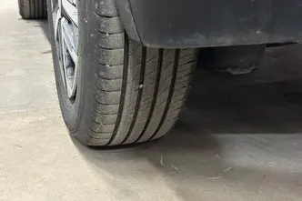 Peugeot 2008, elekter, automaat, esivedu