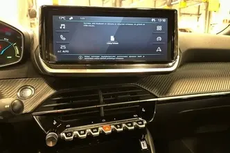 Peugeot 2008, elekter, automaat, esivedu