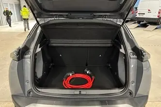 Peugeot 2008, elekter, automaat, esivedu