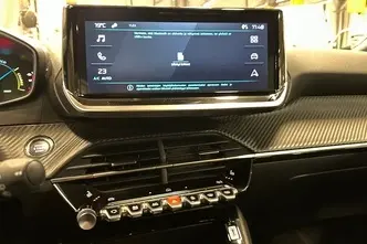Peugeot 2008, elekter, automaat, esivedu