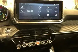 Peugeot 2008, elekter, automaat, esivedu