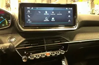 Peugeot 2008, elekter, automaat, esivedu