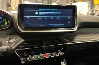 Peugeot 2008, elekter, automaat, esivedu