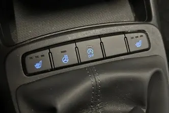 Hyundai i10, 1.0, 46 kW, bensiin, manuaal, esivedu