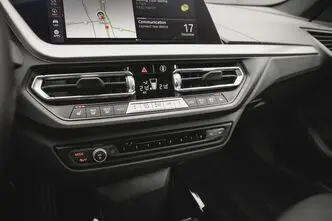 BMW 218, 2.0, 103 kW, bensiin, automaat, esivedu