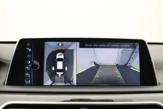 BMW 750, 4.4, 330 kW, petrol, automatic, four-wheel drive