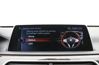 BMW 750, 4.4, 330 kW, petrol, automatic, four-wheel drive