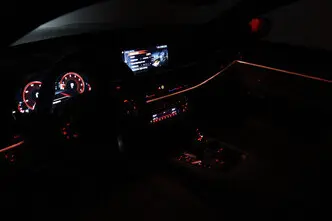BMW 750, 4.4, 330 kW, petrol, automatic, four-wheel drive