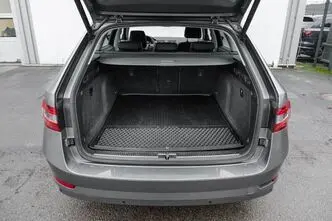 Škoda Superb, 2.0, 140 kW, bensiin, automaat