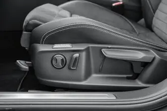 Volkswagen Passat, 1.5, 110 kW, bensiin, automaat