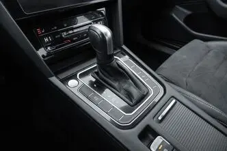 Volkswagen Passat, 1.5, 110 kW, bensiin, automaat