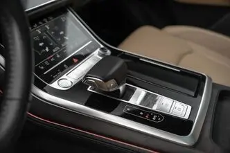 Audi Q8, 3.0, 210 kW, diisel, automaat, nelikvedu