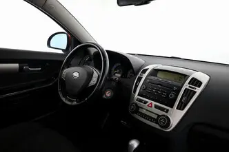 Kia cee'd / Ceed, 1.6, 93 kW, petrol, automatic, front-wheel drive