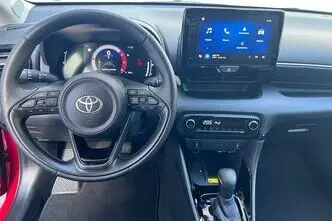 Toyota Yaris, 1.5, 68 kW, hübriid, automaat, esivedu