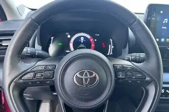 Toyota Yaris, 1.5, 68 kW, hübriid, automaat, esivedu