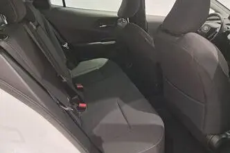 Toyota Prius, 2.0, 111 kW, plug-in hybrid, automatic, front-wheel drive