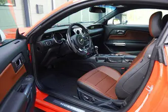 Ford Mustang, 3.7, 224 kW, бензин, автомат, задний привод