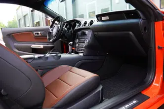 Ford Mustang, 3.7, 224 kW, бензин, автомат, задний привод