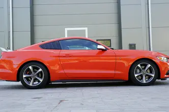 Ford Mustang, 3.7, 224 kW, бензин, автомат, задний привод