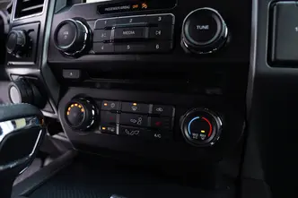 Ford F 150, 3.5, petrol, automatic, four-wheel drive