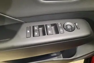 Hyundai Kona, 1.6, 104 kW, гибрид, автомат, передний привод