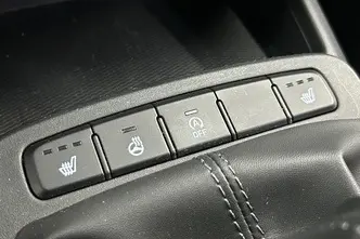 Hyundai i10, 1.0, 46 kW, bensiin, manuaal, esivedu