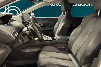 Peugeot 3008, 1.6, 133 kW, подключаемый гибрид, автомат, передний привод