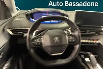 Peugeot 3008, 1.6, 133 kW, подключаемый гибрид, автомат, передний привод