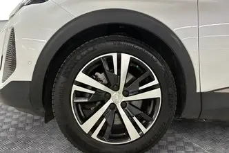 Peugeot 3008, 1.6, 133 kW, подключаемый гибрид, автомат, передний привод