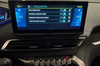 Peugeot 3008, 1.6, 133 kW, подключаемый гибрид, автомат, передний привод