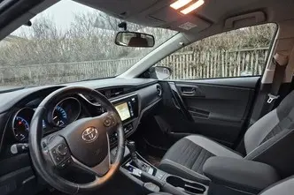 Toyota Auris, 1.6, 97 kW, bensiin, automaat, esivedu