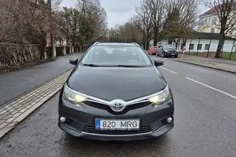 Toyota Auris, 1.6, 97 kW, bensiin, automaat, esivedu