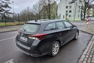 Toyota Auris, 1.6, 97 kW, bensiin, automaat, esivedu