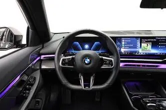 BMW 540, 210 kW, hübriid, automaat, nelikvedu