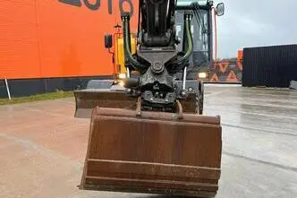 Volvo EWR 170 E, 115 kW, diisel, automaat