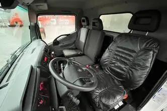 Renault D 7.5 4x2, 130 kW, dyzelinas, mechaninė