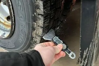 Renault D 7.5 4x2, 130 kW, dyzelinas, mechaninė