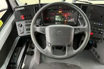 Volvo B8RLE 8900 4x2, 240 kW, dīzelis, automātiskā